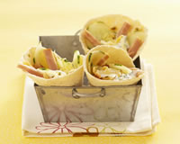 Cornets de tortilla  la dinde et aux crudits  