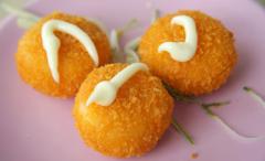 Croquettes de fromage aux oignons