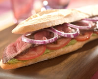 Sandwich au boeuf et guacamole